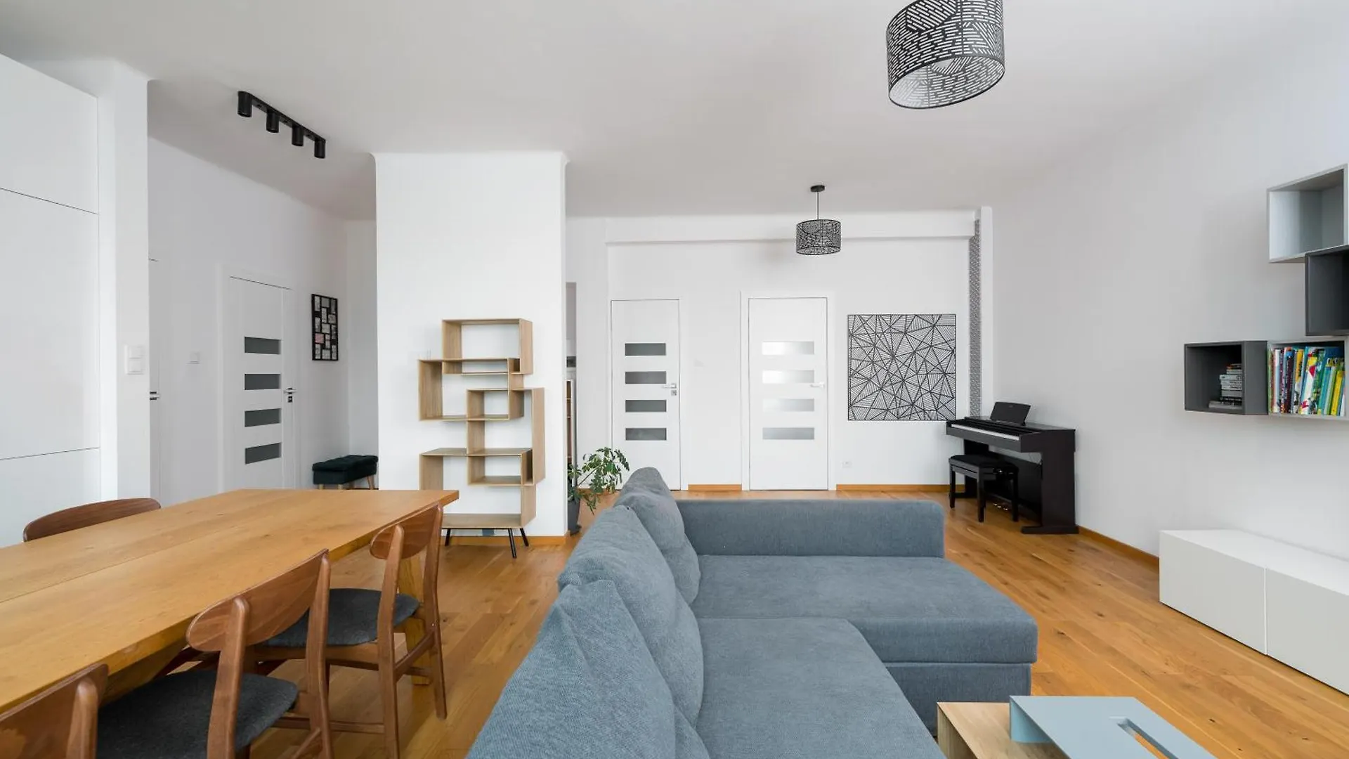 ורשה Plac Konstytucji Deluxe Apartment פולין