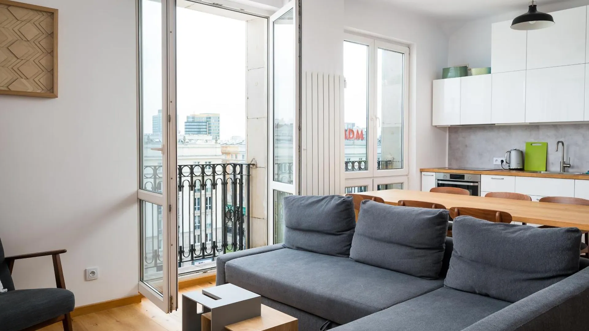 ורשה Plac Konstytucji Deluxe Apartment
